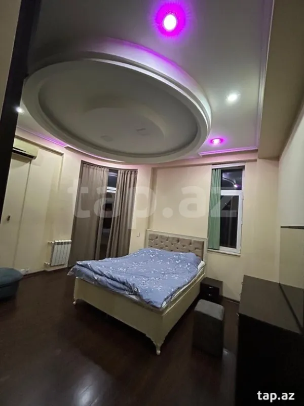 Kirayə verilir 3 otaqlı yeni tikili 110 m²