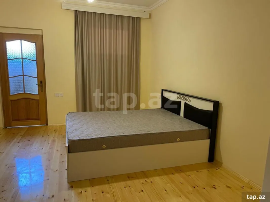 Kirayə verilir 3 otaqlı həyət evi