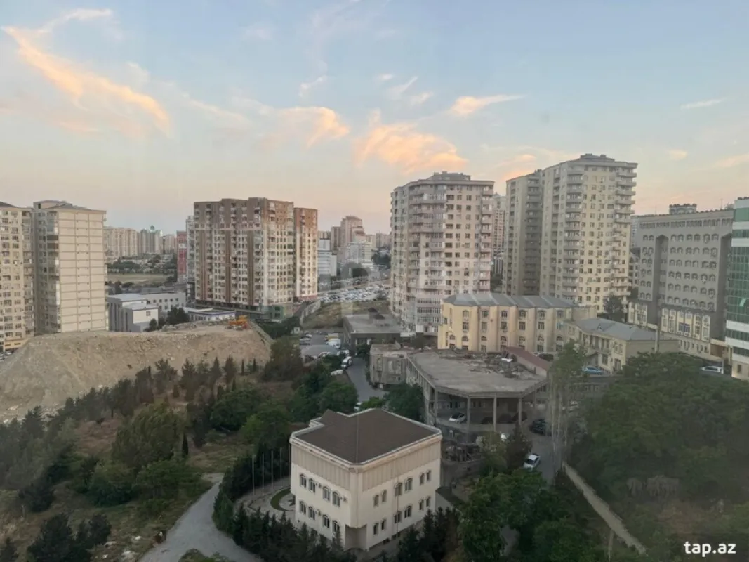 Kirayə verilir 3 otaqlı yeni tikili 85 m²