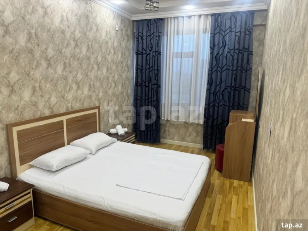 Kirayə verilir 3 otaqlı yeni tikili 85 m²