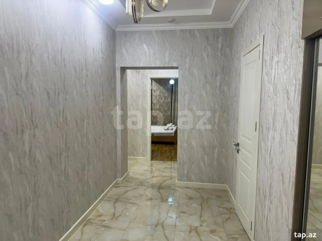 Kirayə verilir 3 otaqlı yeni tikili 85 m²