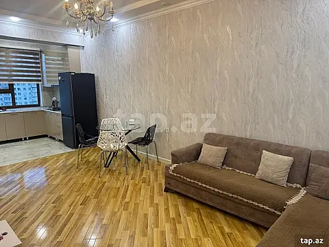 Kirayə verilir 3 otaqlı yeni tikili 85 m²