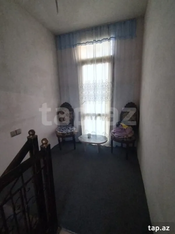 Satılır 5 otaqlı həyət evi