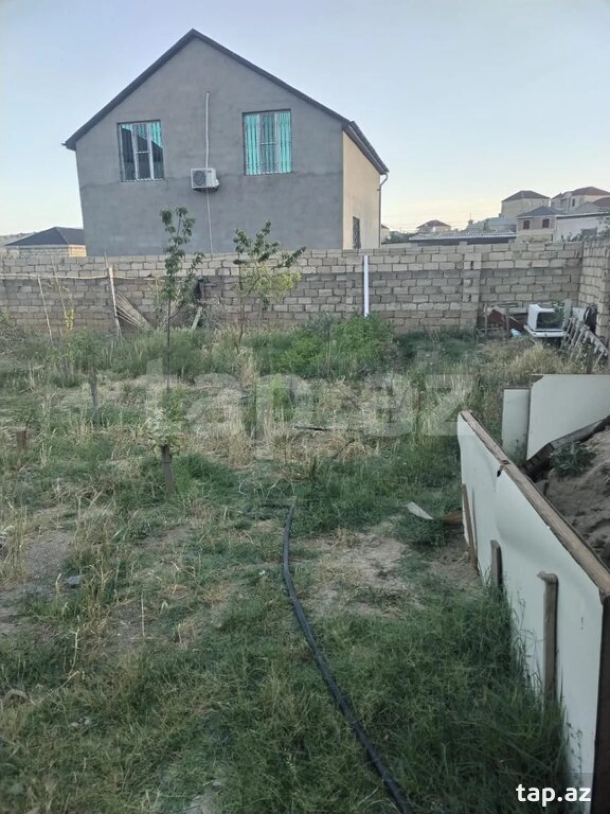 Satılır 5 otaqlı həyət evi