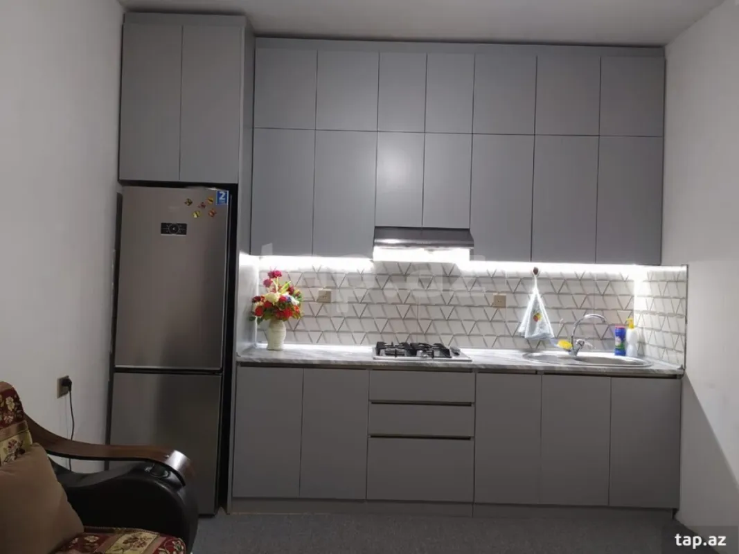 Satılır 5 otaqlı həyət evi