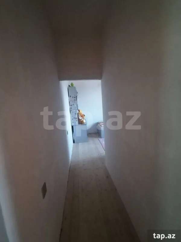 Satılır 5 otaqlı həyət evi