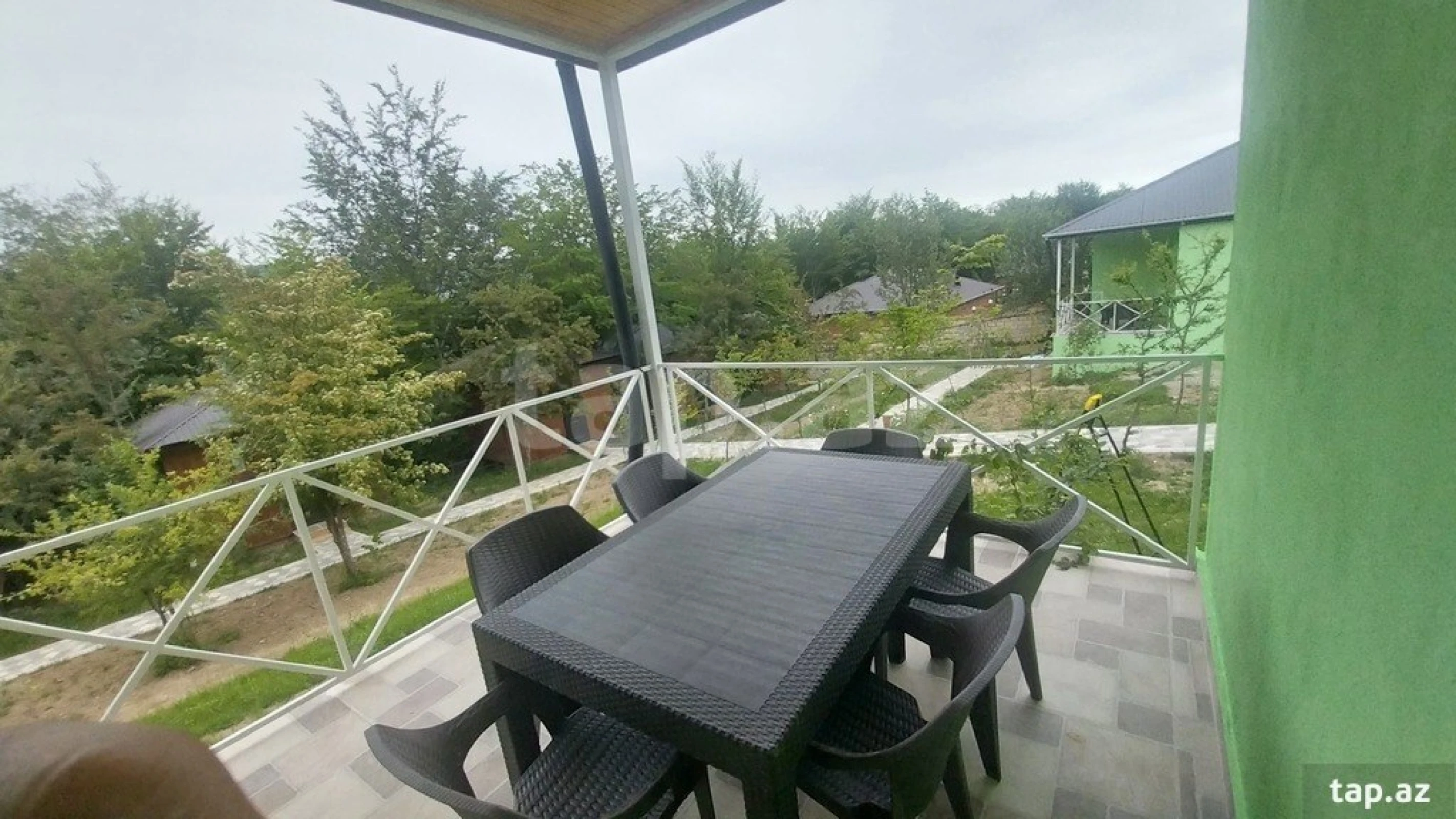 Kirayə verilir 4 otaqlı həyət evi