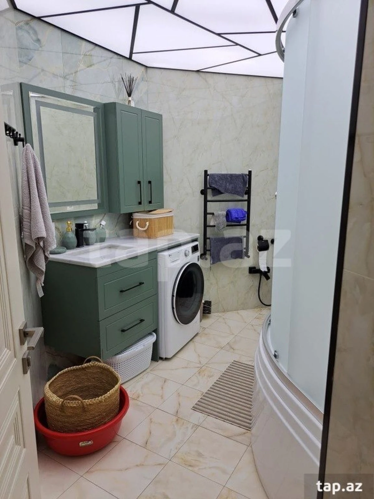 Satılır 3 otaqlı mənzil 73.1 m²