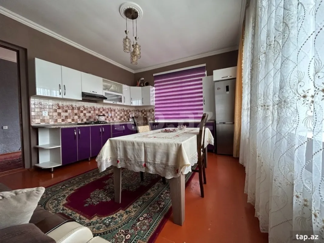 Satılır 2 otaqlı həyət evi