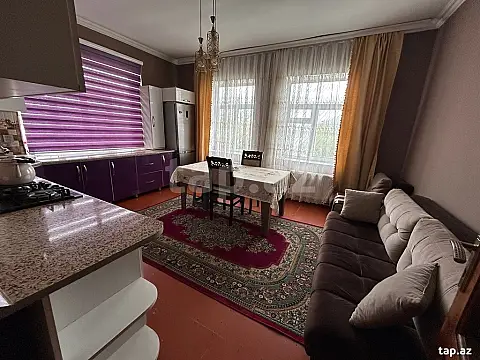 Satılır 2 otaqlı həyət evi — Quba 2 otaq