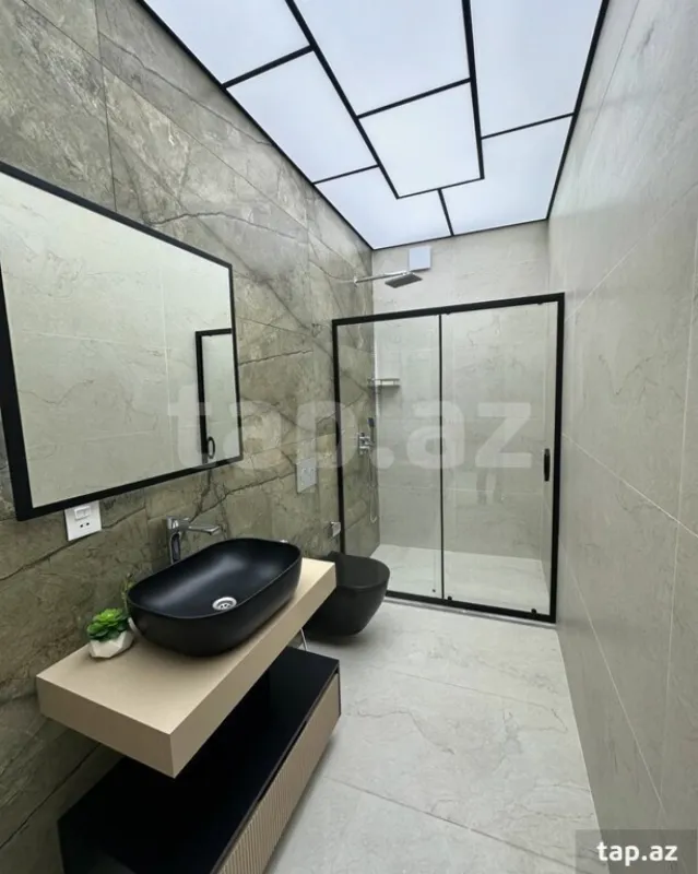 Kirayə verilir 2 otaqlı yeni tikili 120 m²