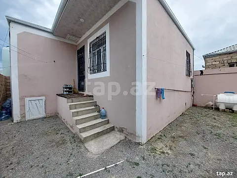 Satılır 3 otaqlı həyət evi