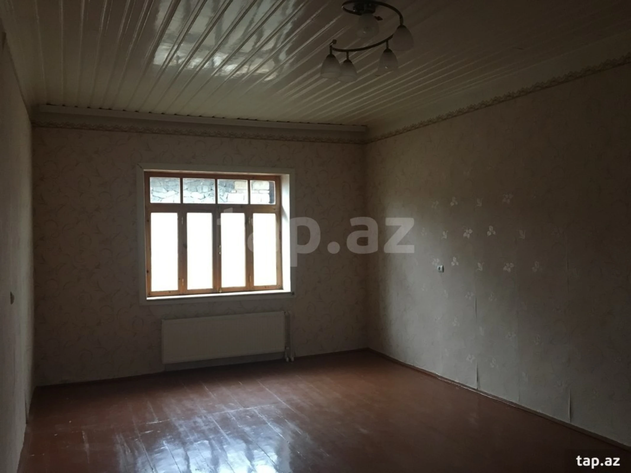 Satılır 5 otaqlı həyət evi