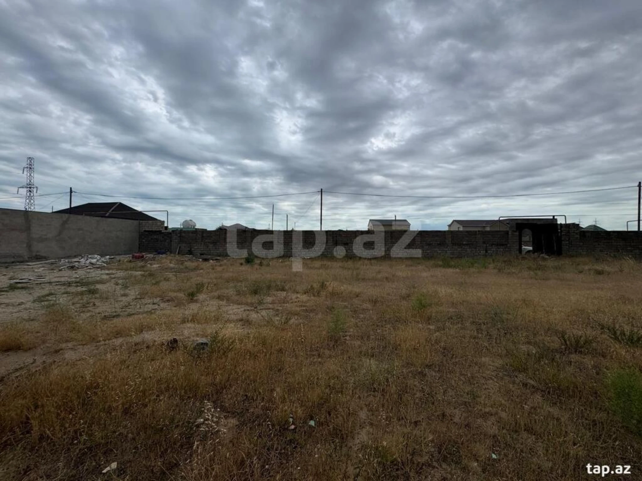 Satılır torpaq sahəsi