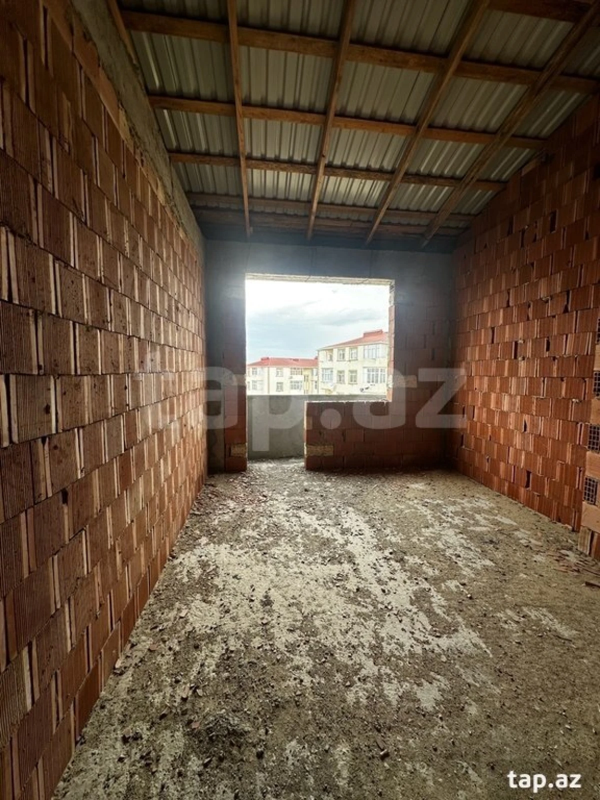 Satılır 1 otaqlı yeni tikili 44 m²