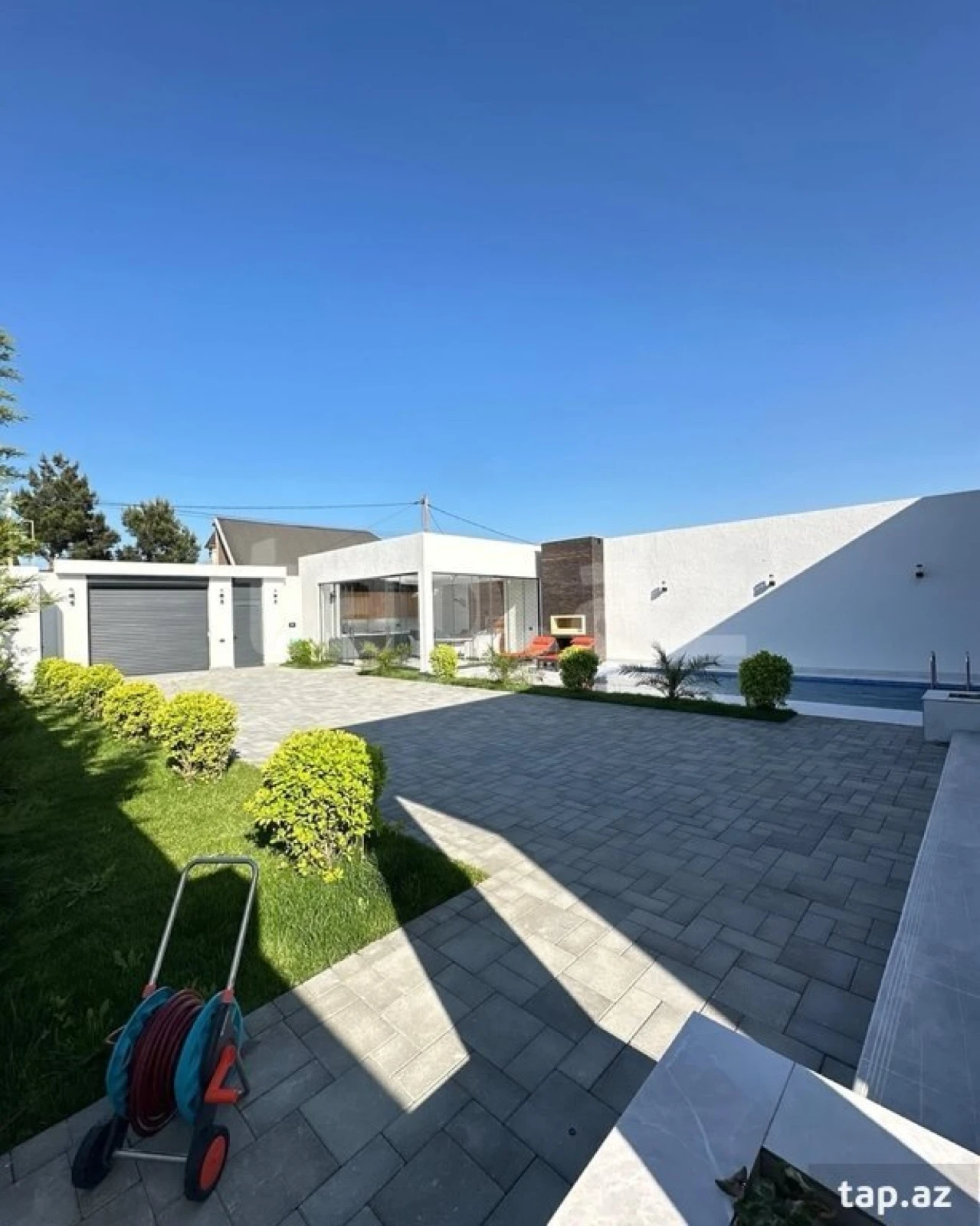 Kirayə verilir 4 otaqlı həyət evi