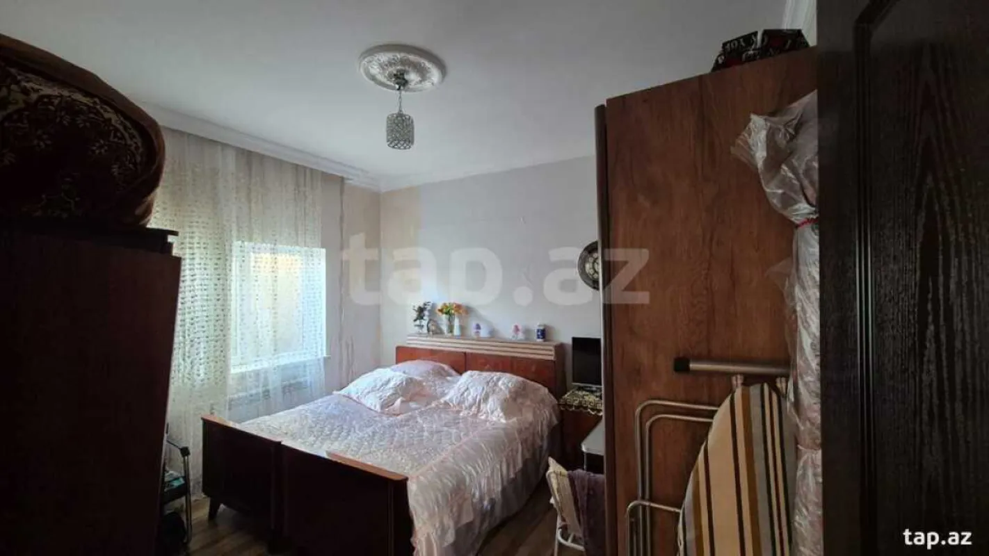 Satılır 3 otaqlı həyət evi