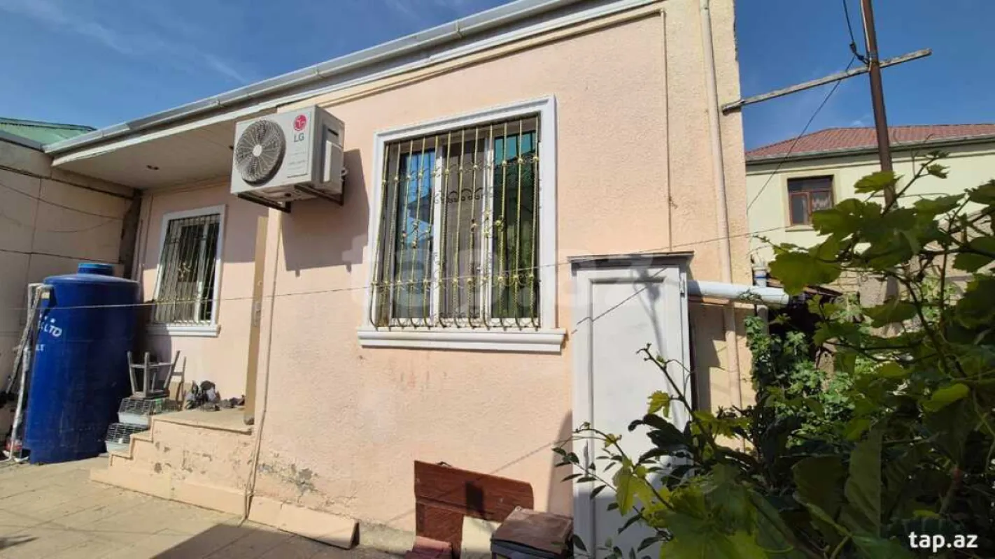 Satılır 3 otaqlı həyət evi