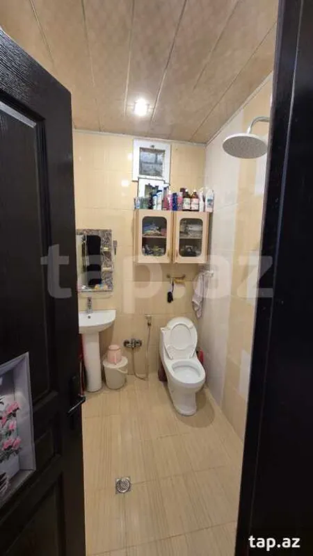 Satılır 3 otaqlı həyət evi