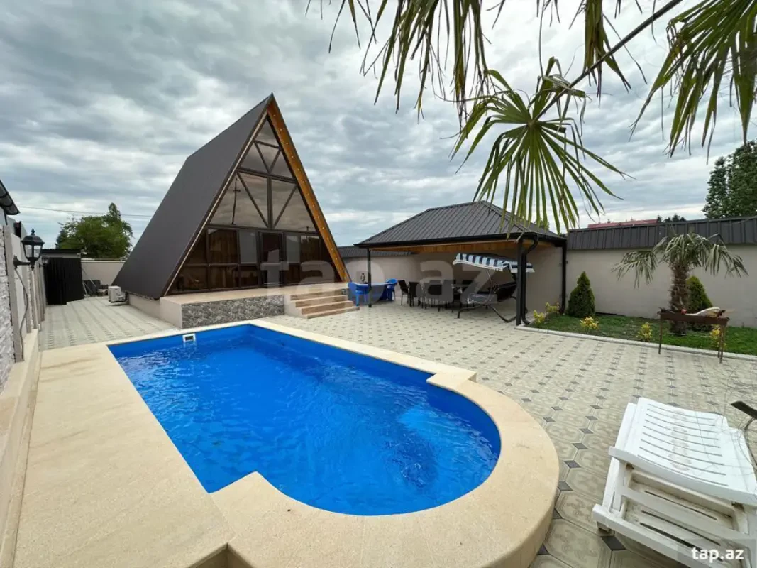 Kirayə verilir 3 otaqlı həyət evi 85 m²
