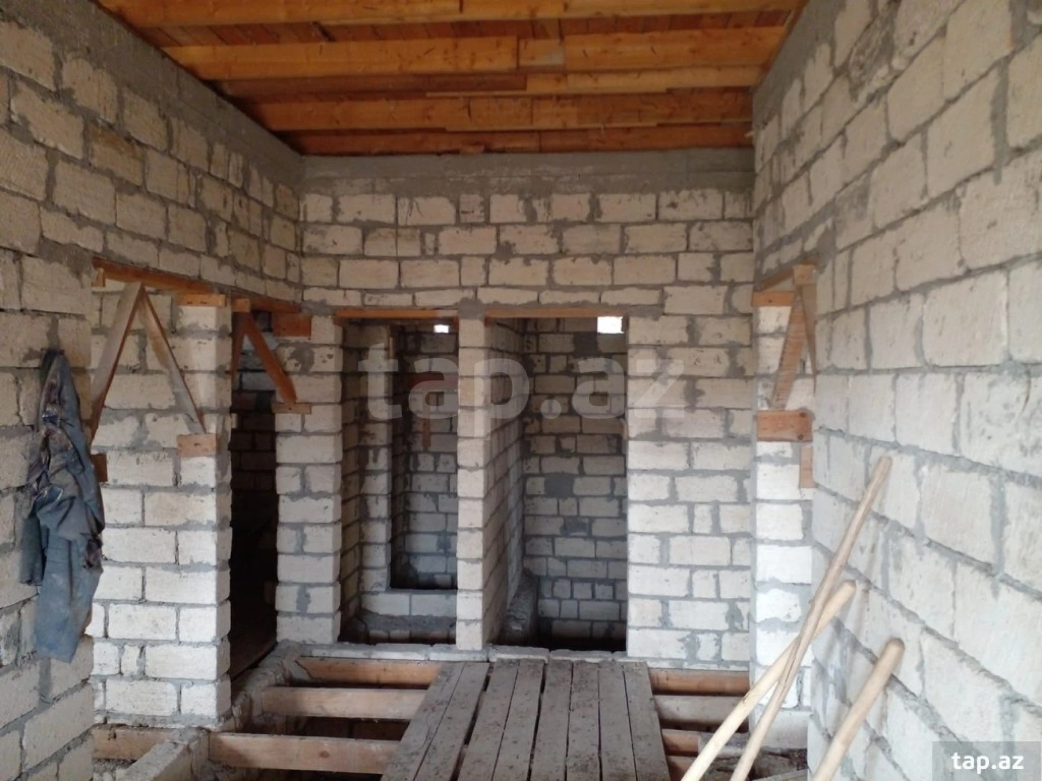 Satılır 3 otaqlı həyət evi