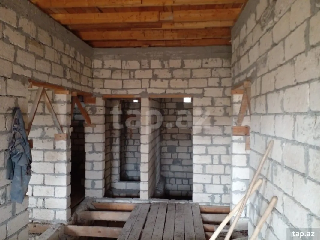 Satılır 3 otaqlı həyət evi