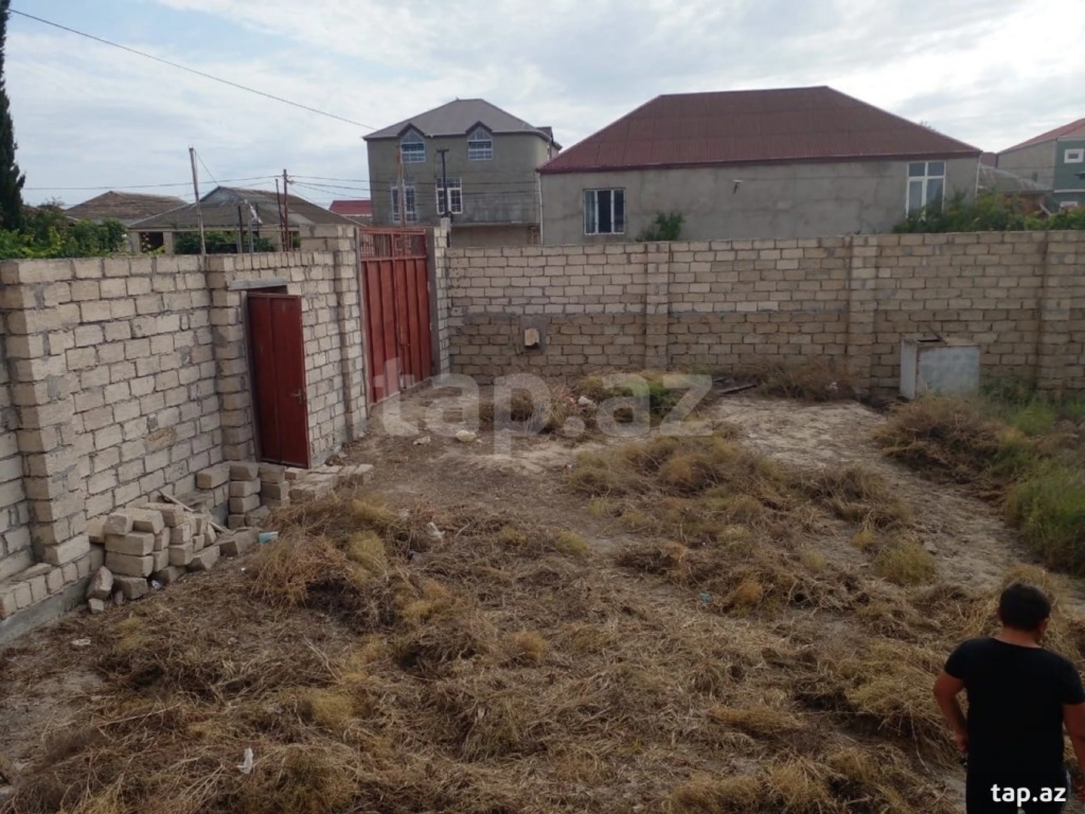 Satılır 3 otaqlı həyət evi