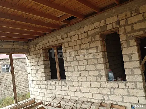 Satılır 3 otaqlı həyət evi