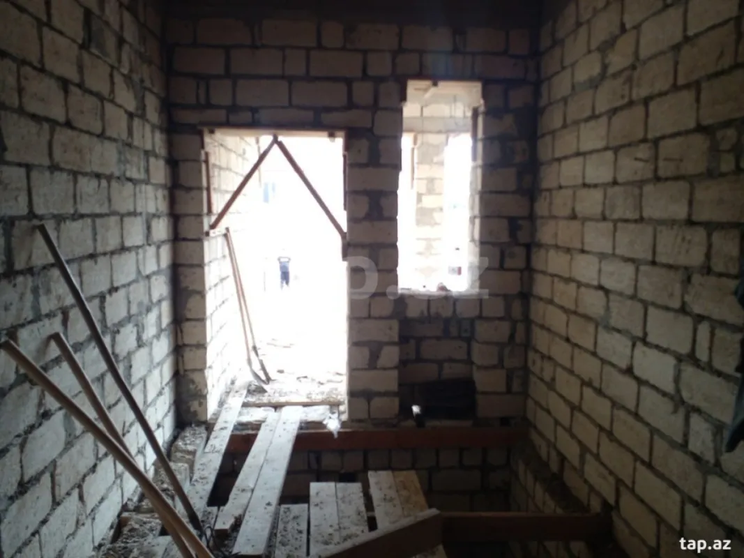 Satılır 3 otaqlı həyət evi