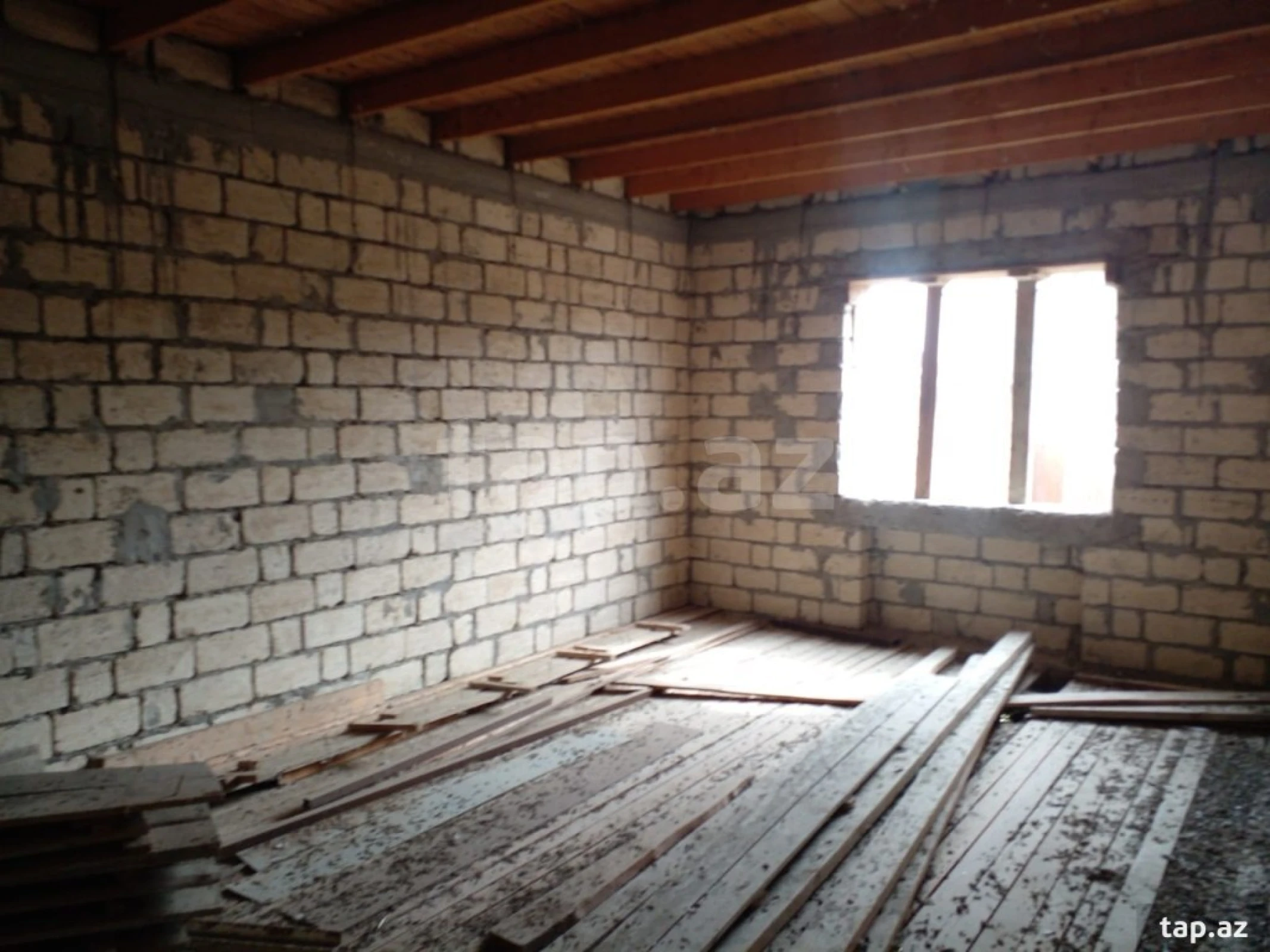 Satılır 3 otaqlı həyət evi