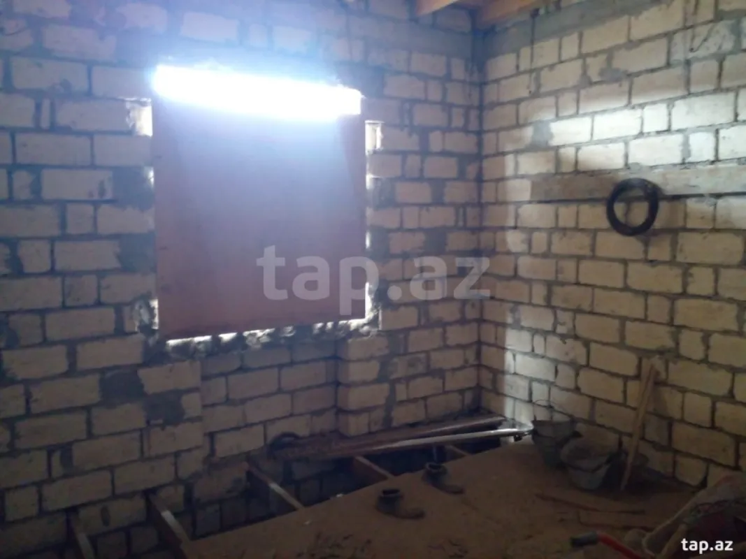 Satılır 3 otaqlı həyət evi