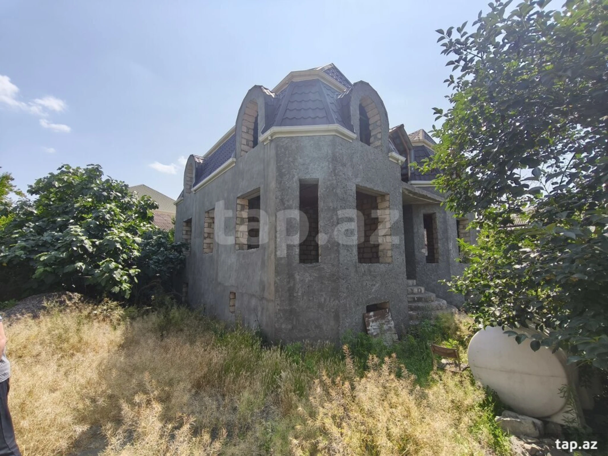 Satılır 4 otaqlı həyət evi