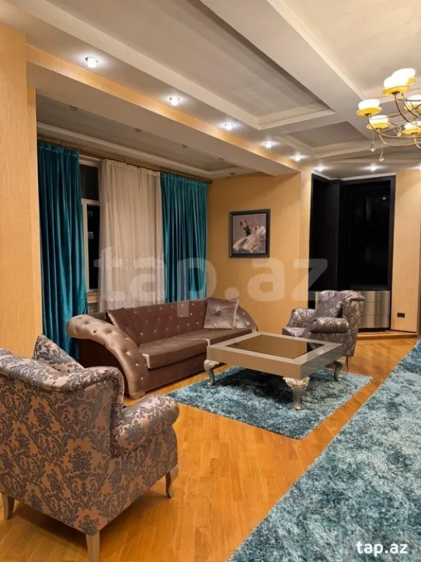 Kirayə verilir 4 otaqlı yeni tikili 200 m²