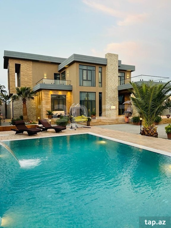 Kirayə verilir 7 otaqlı həyət evi 500 m²