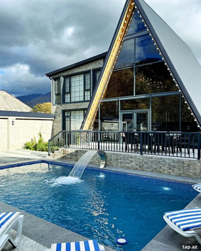 Kirayə verilir 6 otaqlı həyət evi