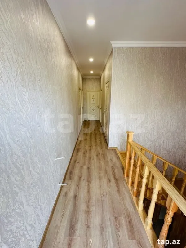 Satılır 4 otaqlı həyət evi