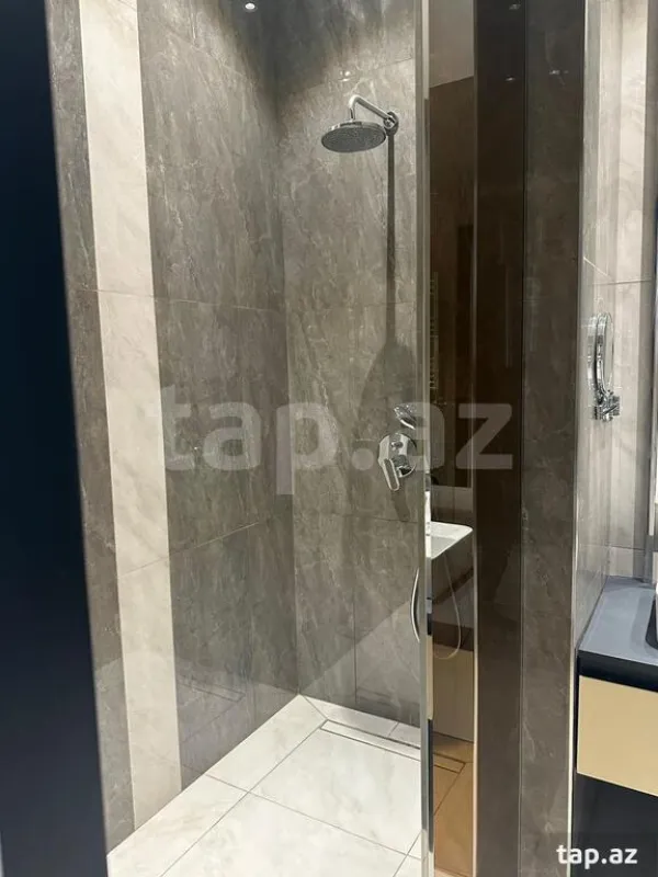 Kirayə verilir 1 otaqlı yeni tikili 44 m²