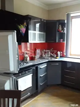 Satılır 5 otaqlı həyət evi