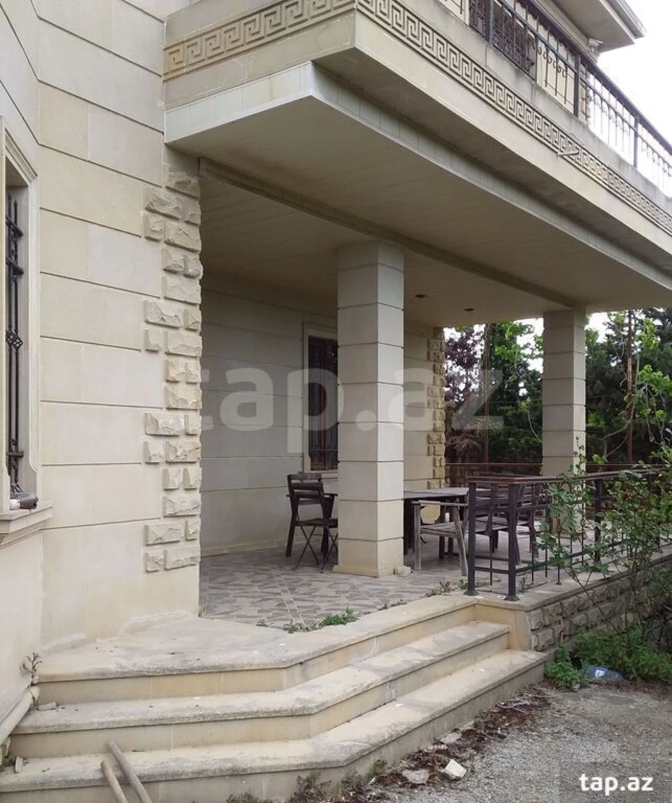 Satılır 5 otaqlı həyət evi