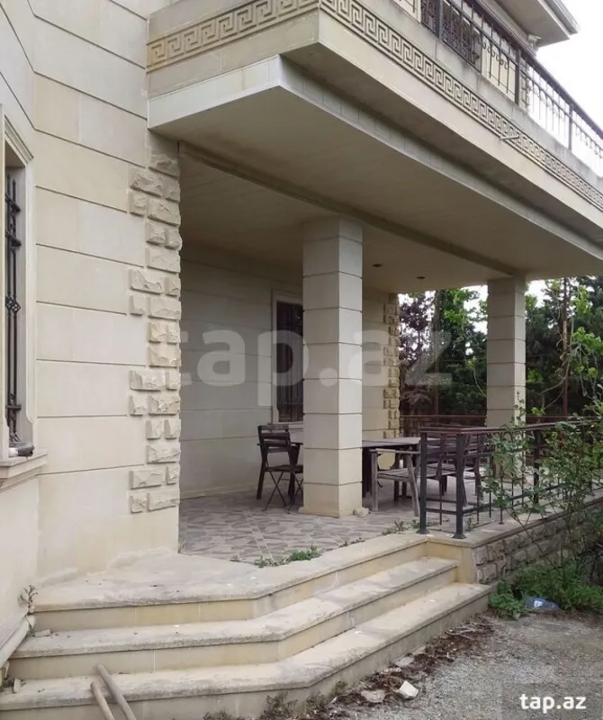 Satılır 5 otaqlı həyət evi