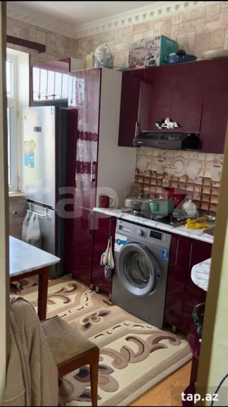 Satılır 5 otaqlı həyət evi