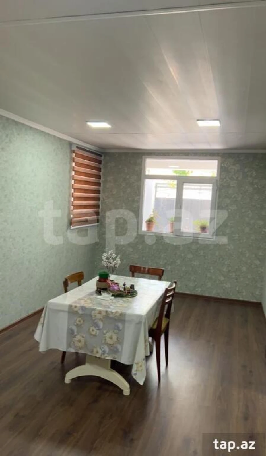 Satılır 5 otaqlı həyət evi