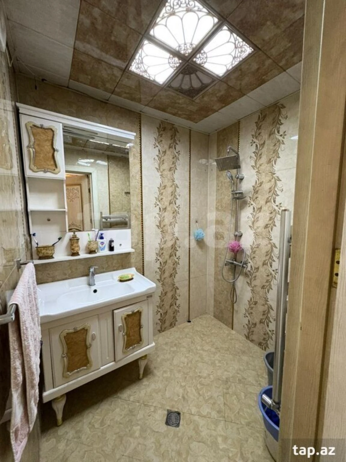 Kirayə verilir 5 otaqlı mənzil 110 m²