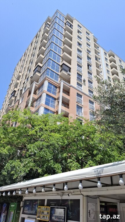 Satılır 2 otaqlı yeni tikili 100 m²