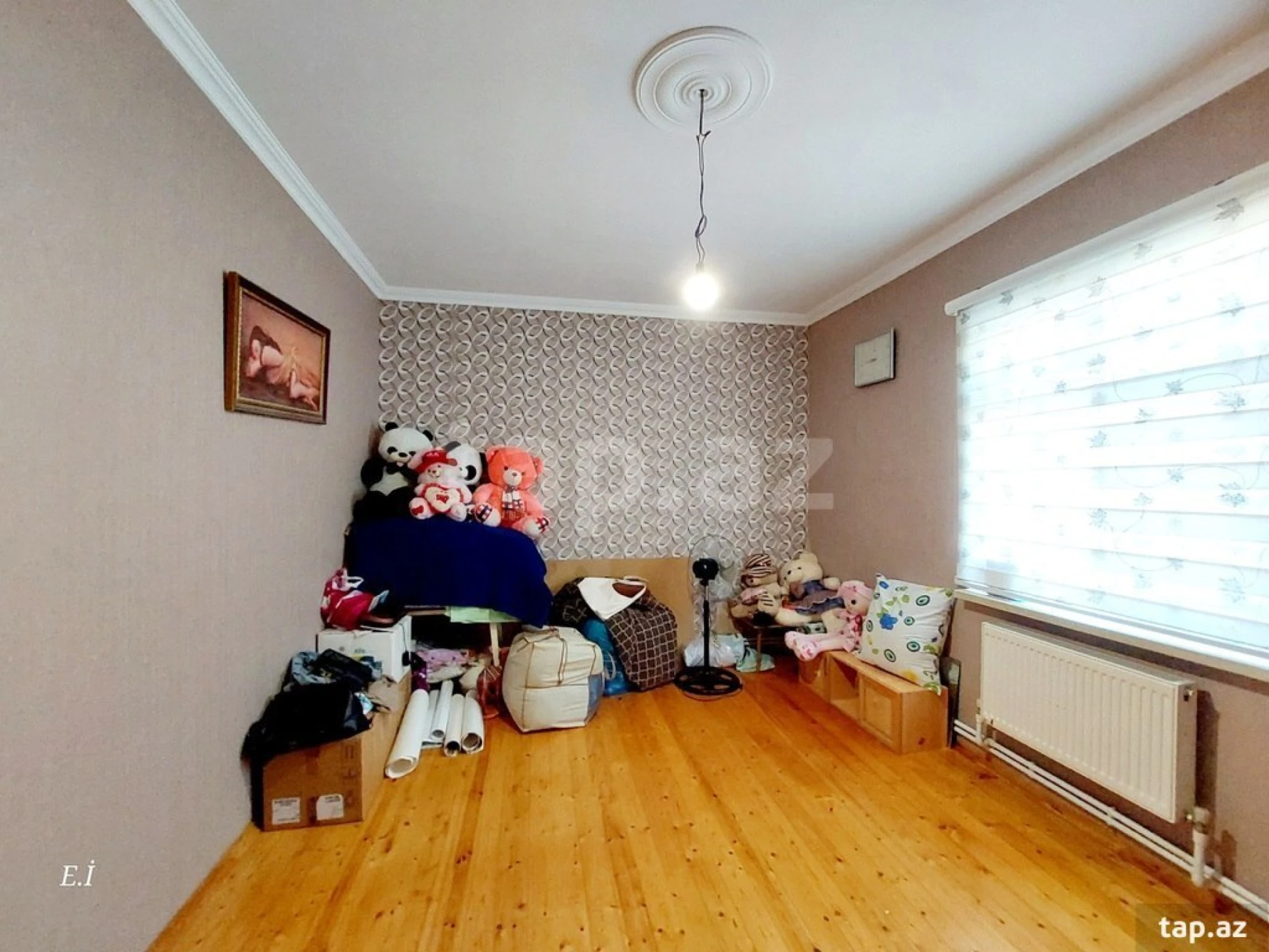 Satılır 4 otaqlı həyət evi