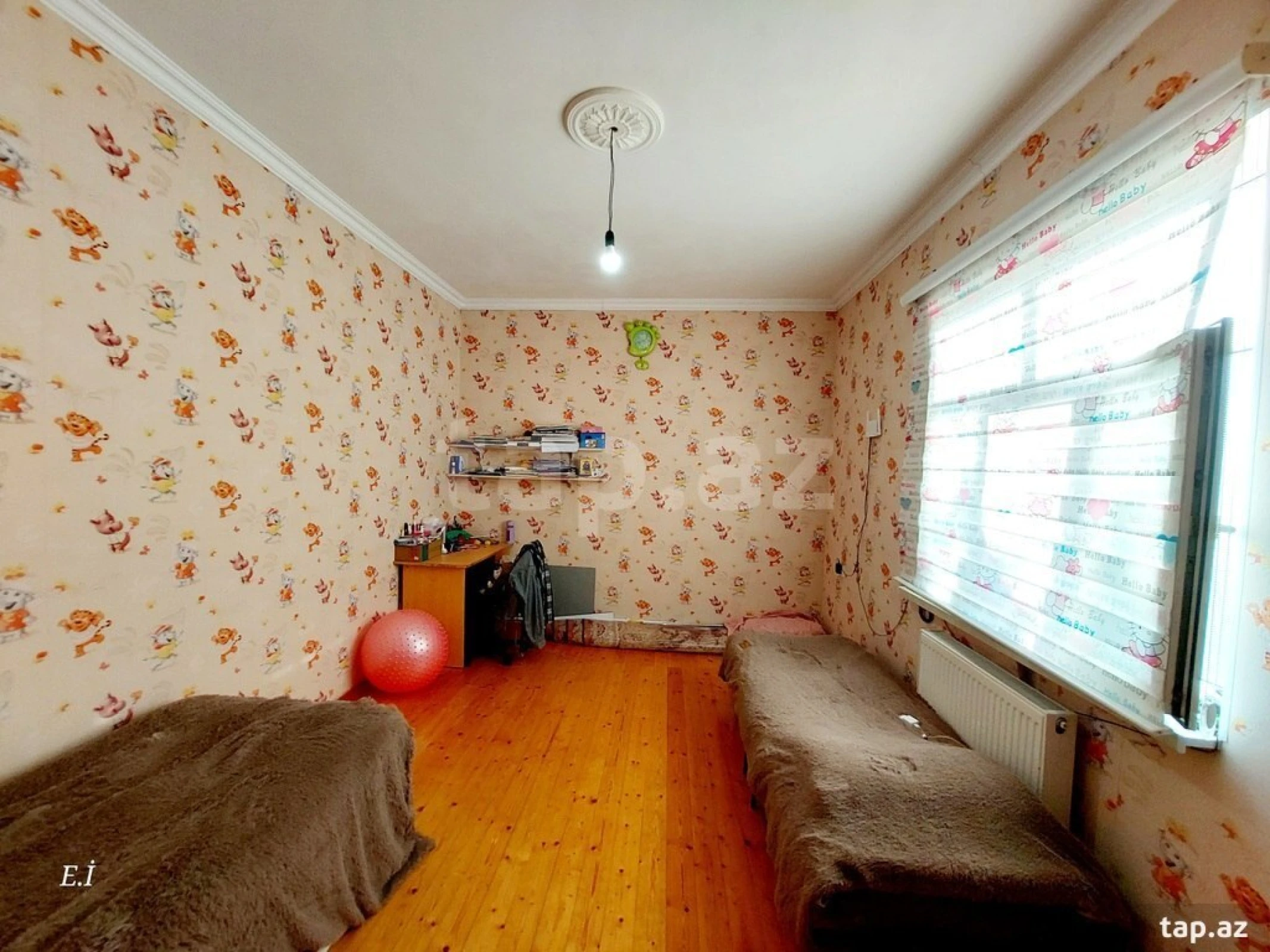 Satılır 4 otaqlı həyət evi