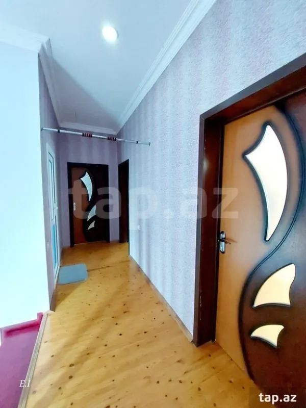 Satılır 4 otaqlı həyət evi
