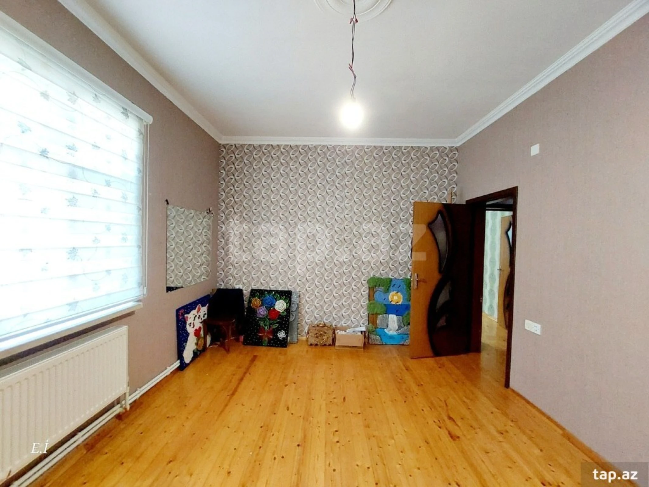 Satılır 4 otaqlı həyət evi