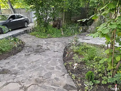 Kirayə verilir 4 otaqlı həyət evi