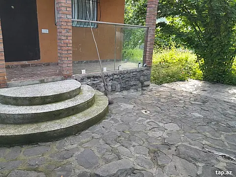 Kirayə verilir 4 otaqlı həyət evi